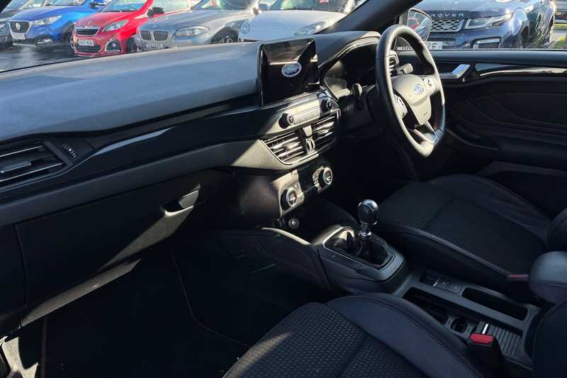 Used Ford Focus 2021 for sale - 76463060: Photo 13