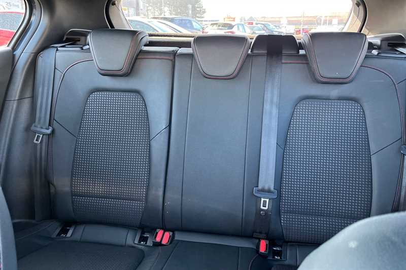 Used Ford Focus 2021 for sale - 76463060: Photo 24