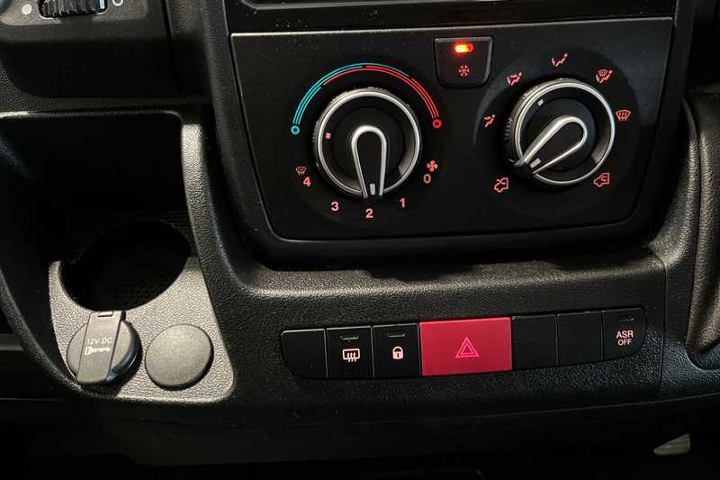 Used Vauxhall Movano for sale - 76930451: Photo 40