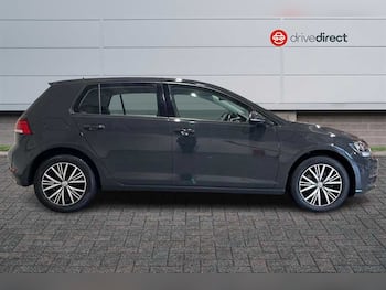 Used Volkswagen Golf 2018 for sale - 79783487: Photo
