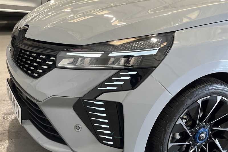 Used Renault Clio 2024 for sale - 78208274: Photo 29