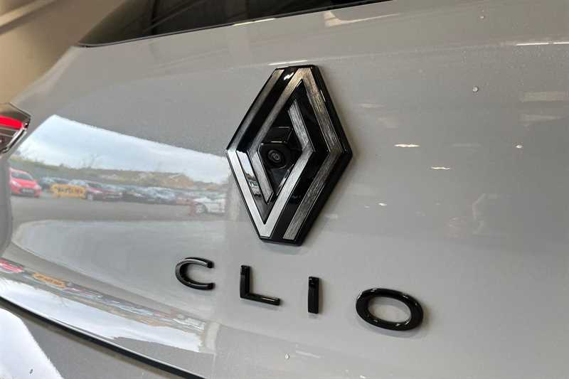 Used Renault Clio 2024 for sale - 78208274: Photo 30