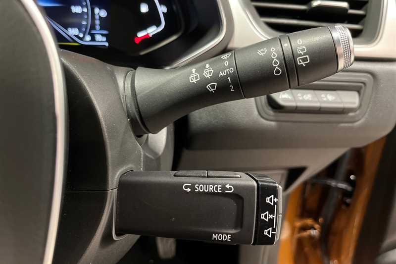 Used Renault Captur 2020 for sale - 77899403: Photo 26