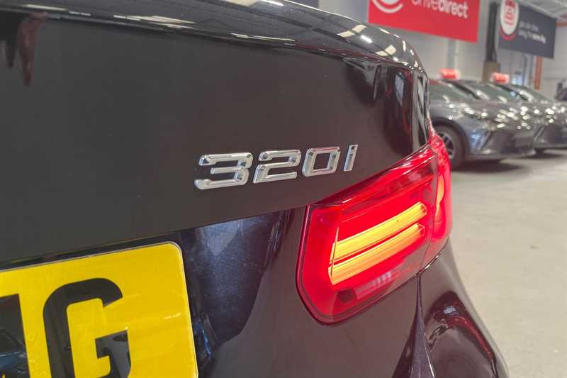 Used BMW 3 Series 2019 for sale - 76733801: Photo 30