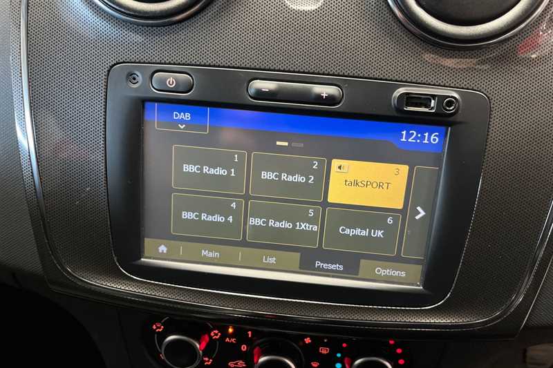 Used Dacia Sandero Stepway 2019 for sale - 76939464: Photo 17