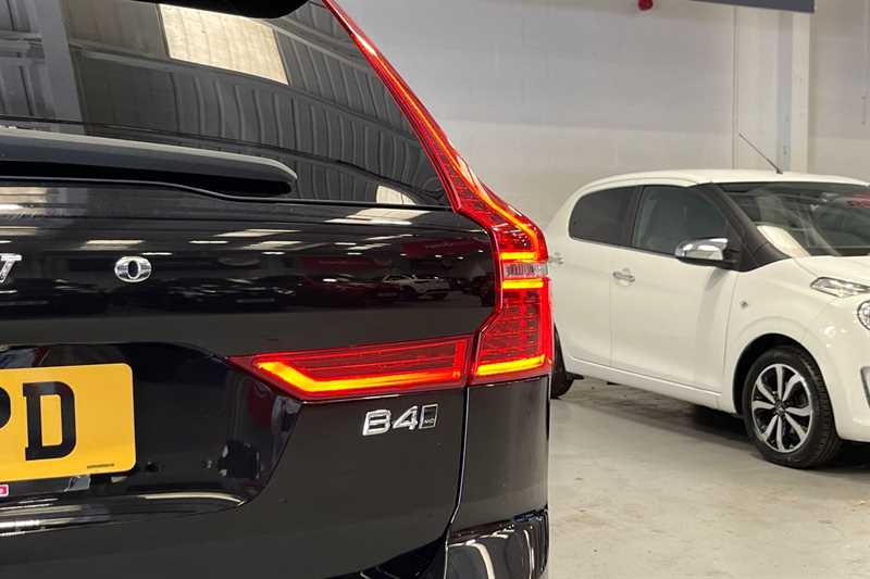 Used Volvo XC60 2021 for sale - 76636102: Photo 32