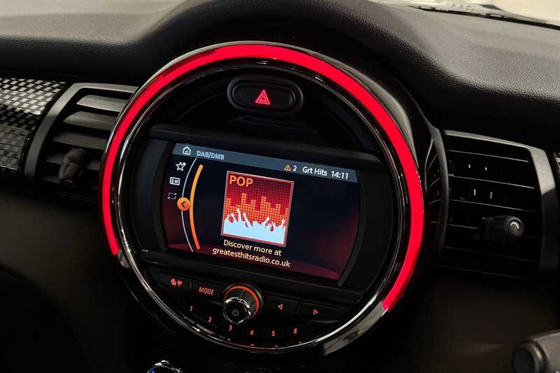 Used MINI Hatch 2019 for sale - 76955840: Photo 17