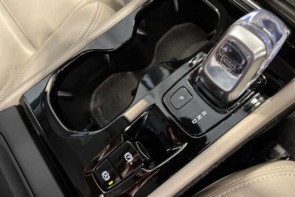 Used Volvo XC40 2020 for sale - 75259472: Photo 44
