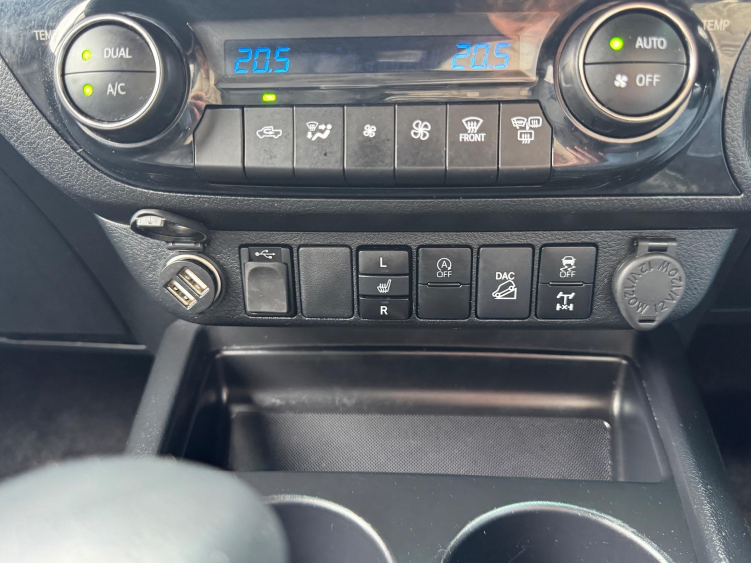 Used Toyota Hilux 2022 for sale - 77351517: Photo 19