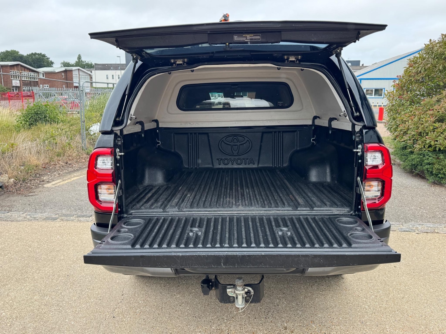 Used Toyota Hilux 2022 for sale - 77351517: Photo 9