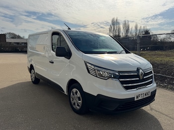 Renault Trafic feature image