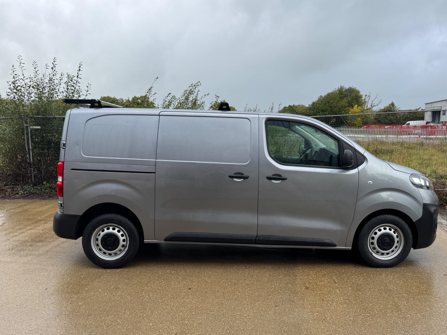 Used Vauxhall Vivaro 2022 for sale - 77351766: Photo 9