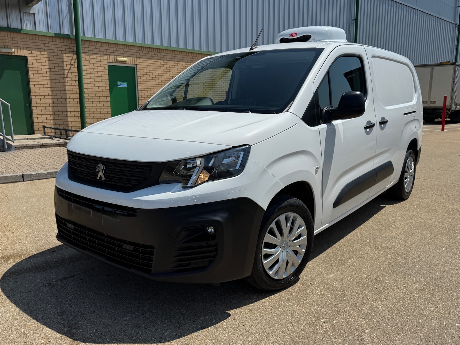 Used Peugeot Partner 2020 for sale - 77744332: Photo 3