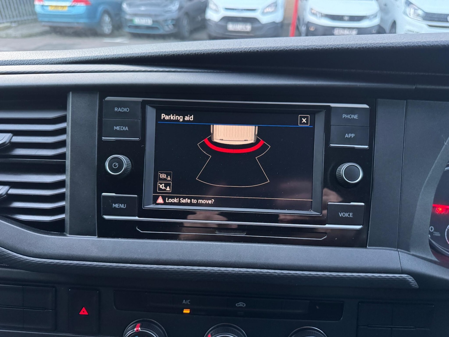 Used Volkswagen Transporter 2020 for sale - 77351923: Photo 14