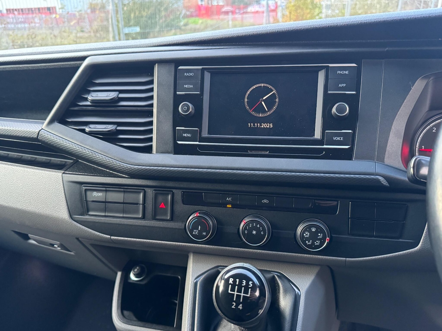 Used Volkswagen Transporter 2020 for sale - 77351923: Photo 8