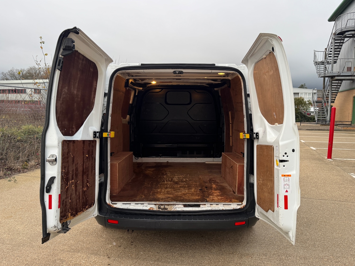 Used Ford Transit Custom 2017 for sale - 77689301: Photo 9