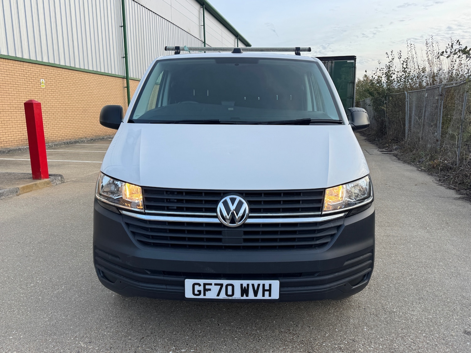 Used Volkswagen Transporter 2020 for sale - 77689344: Photo 2