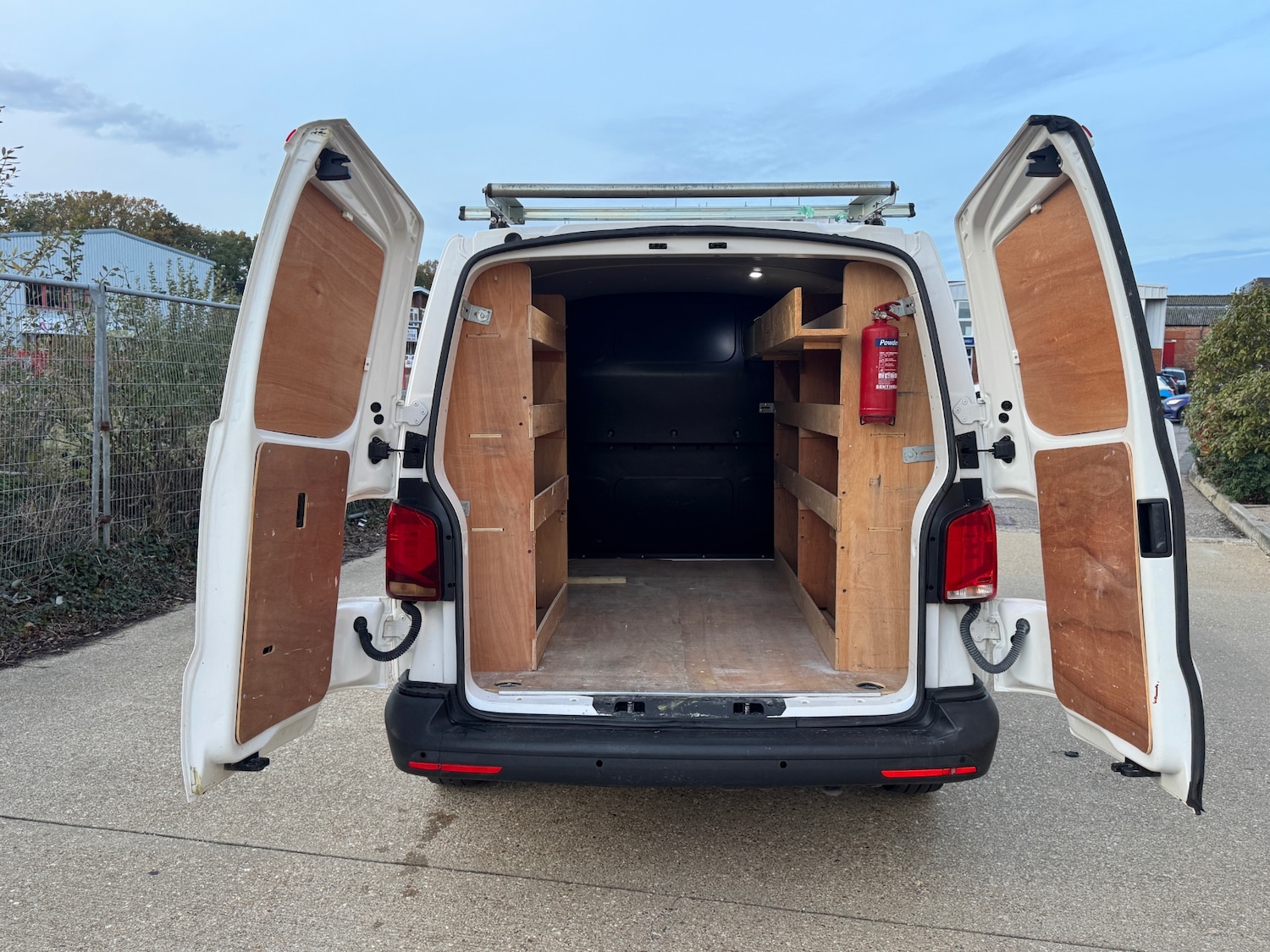 Used Volkswagen Transporter 2020 for sale - 77689344: Photo 8