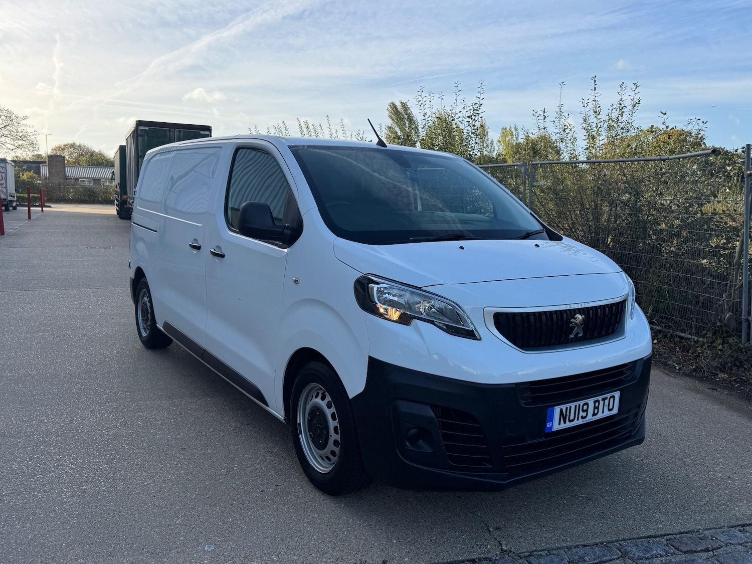 Used Peugeot Expert 2019 for sale - 77689338: Photo 1