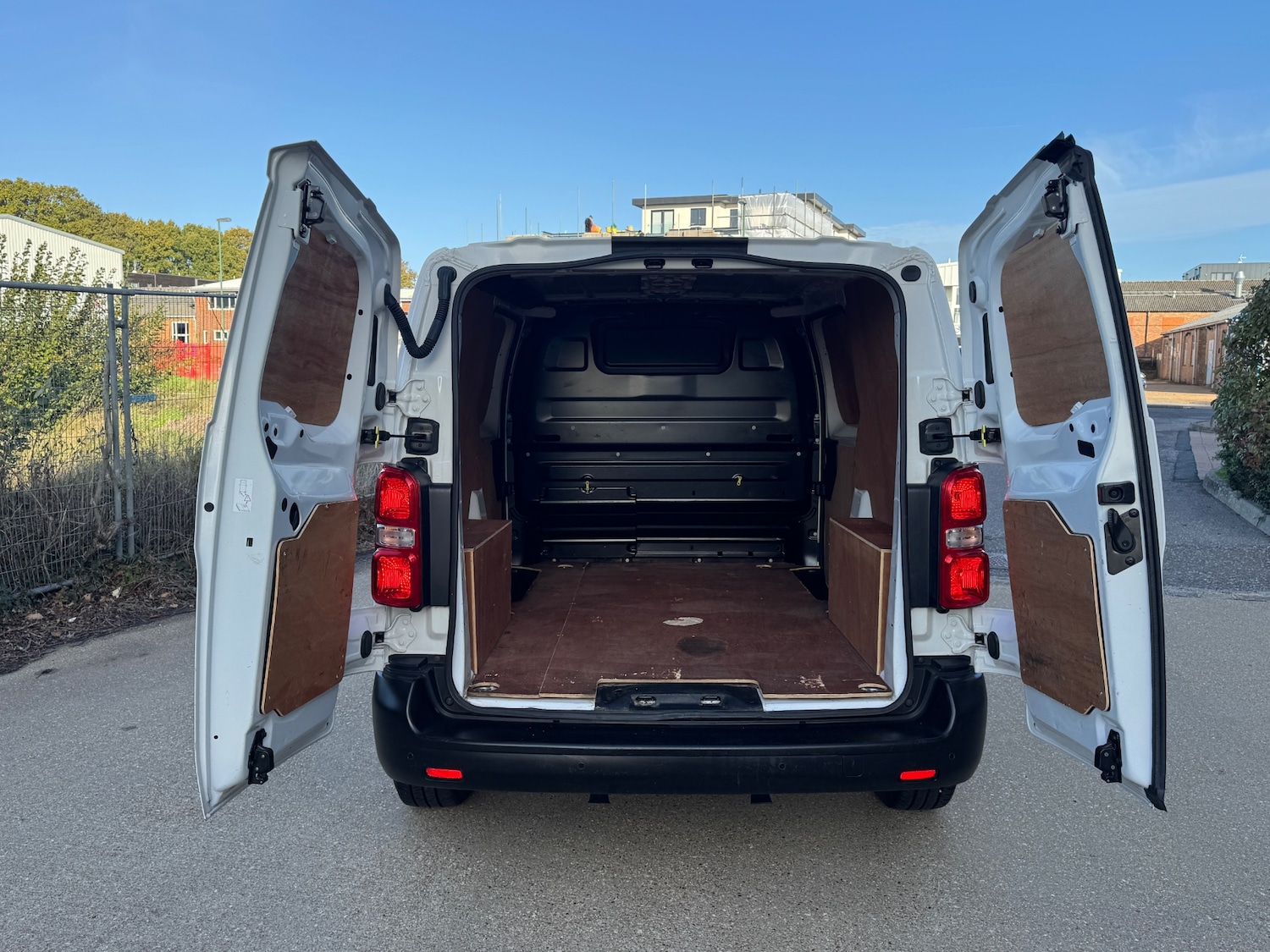 Used Peugeot Expert 2019 for sale - 77689338: Photo 11