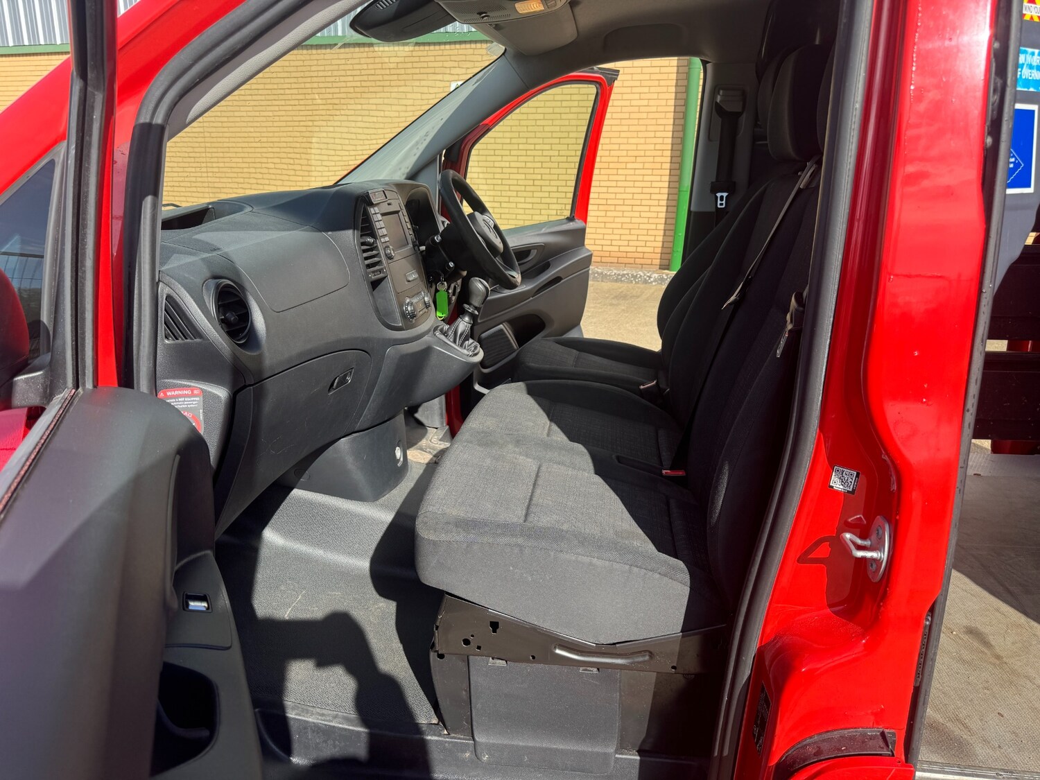 Used Mercedes-Benz Vito 2017 for sale - 77745170: Photo 16