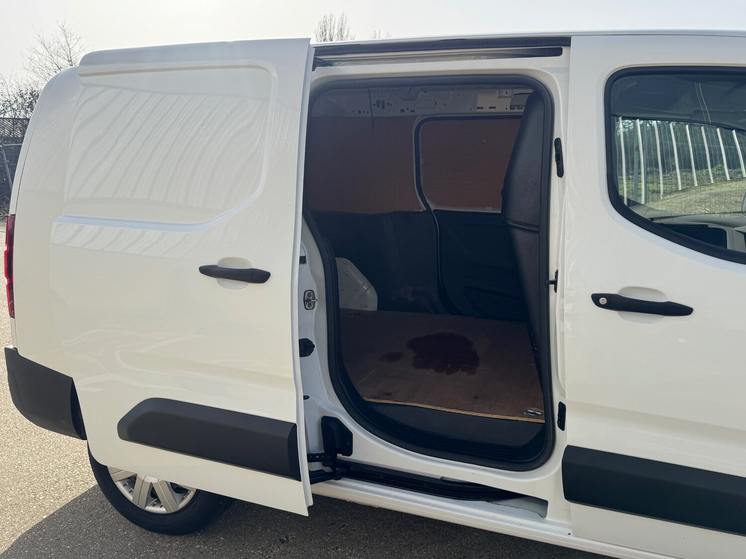 Used Peugeot Partner 2020 for sale - 77689316: Photo 10