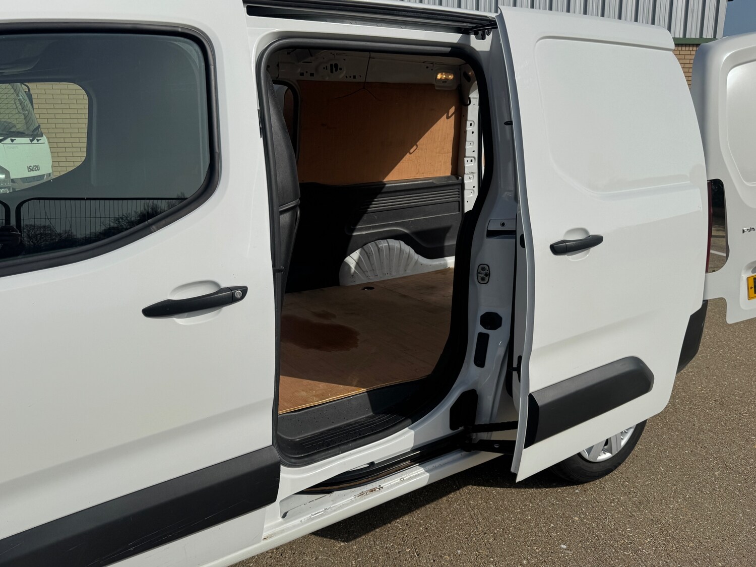 Used Peugeot Partner 2020 for sale - 77689316: Photo 12