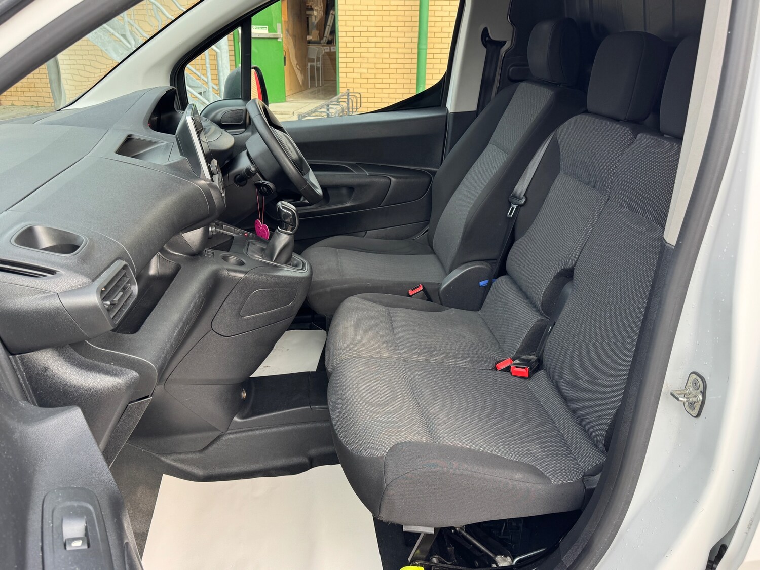 Used Peugeot Partner 2020 for sale - 77689316: Photo 13