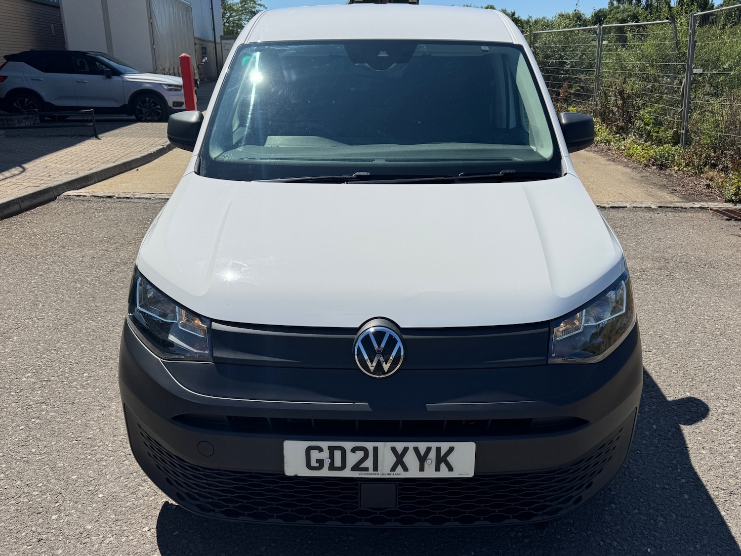 Used Volkswagen Caddy Maxi 2021 for sale - 77689347: Photo 2