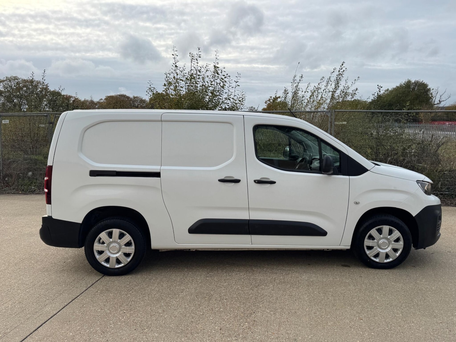 Used Peugeot Partner 2021 for sale - 77352028: Photo 8