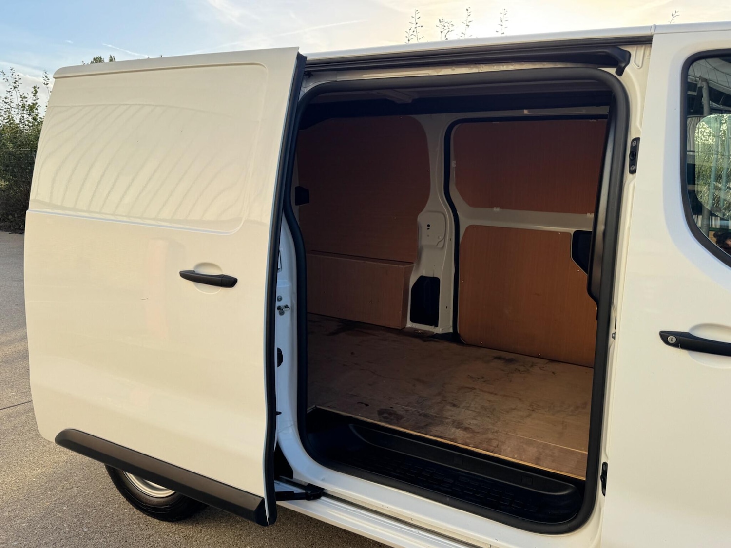 Used Peugeot Expert 2021 for sale - 77351472: Photo 12