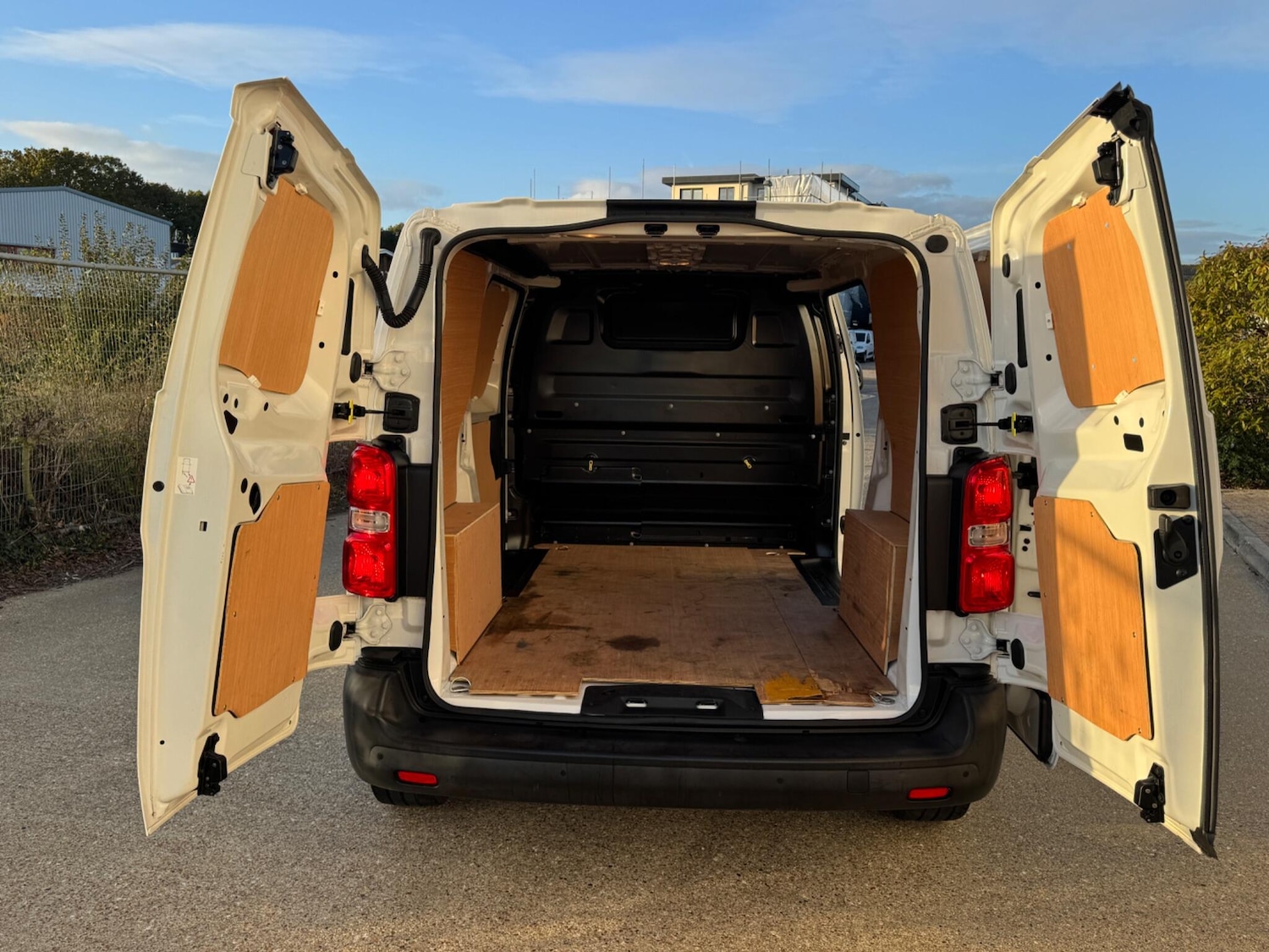 Used Peugeot Expert 2021 for sale - 77351472: Photo 13