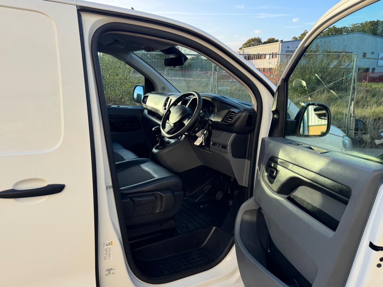 Used Peugeot Expert 2021 for sale - 77351472: Photo 8