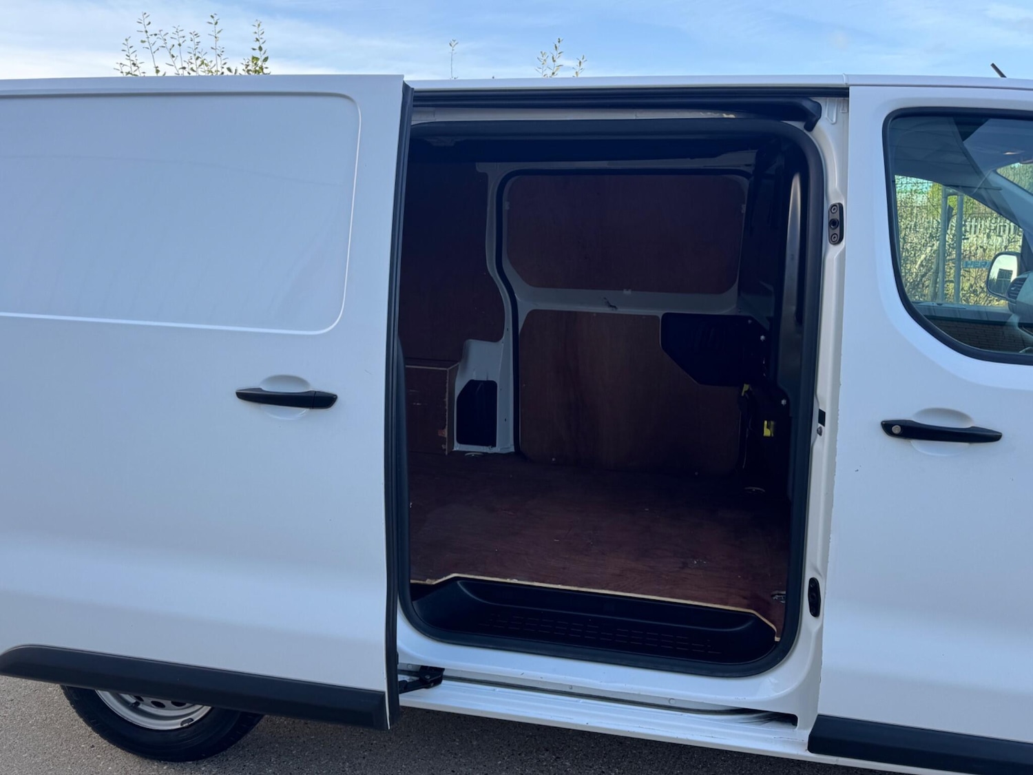 Used Peugeot Expert 2019 for sale - 77351473: Photo 9