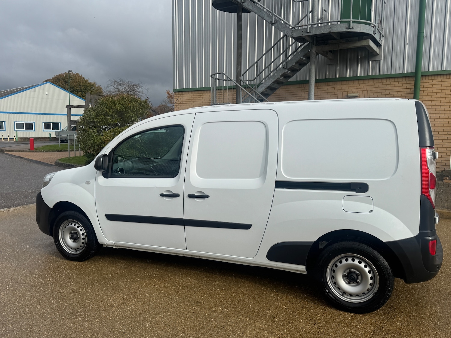 Used Renault Kangoo 2020 for sale - 77689341: Photo 4