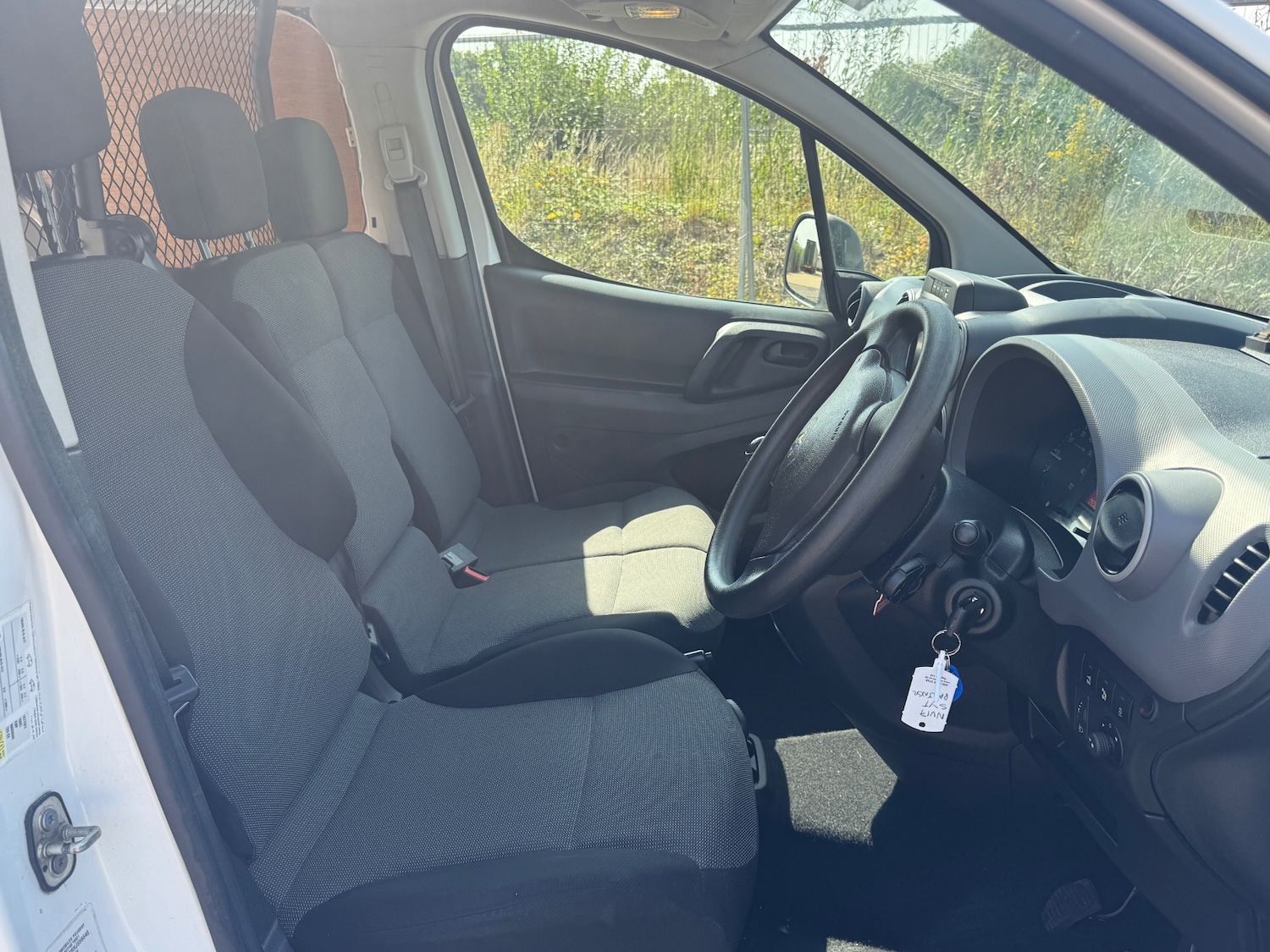 Used Peugeot Partner 2017 for sale - 77689323: Photo 9