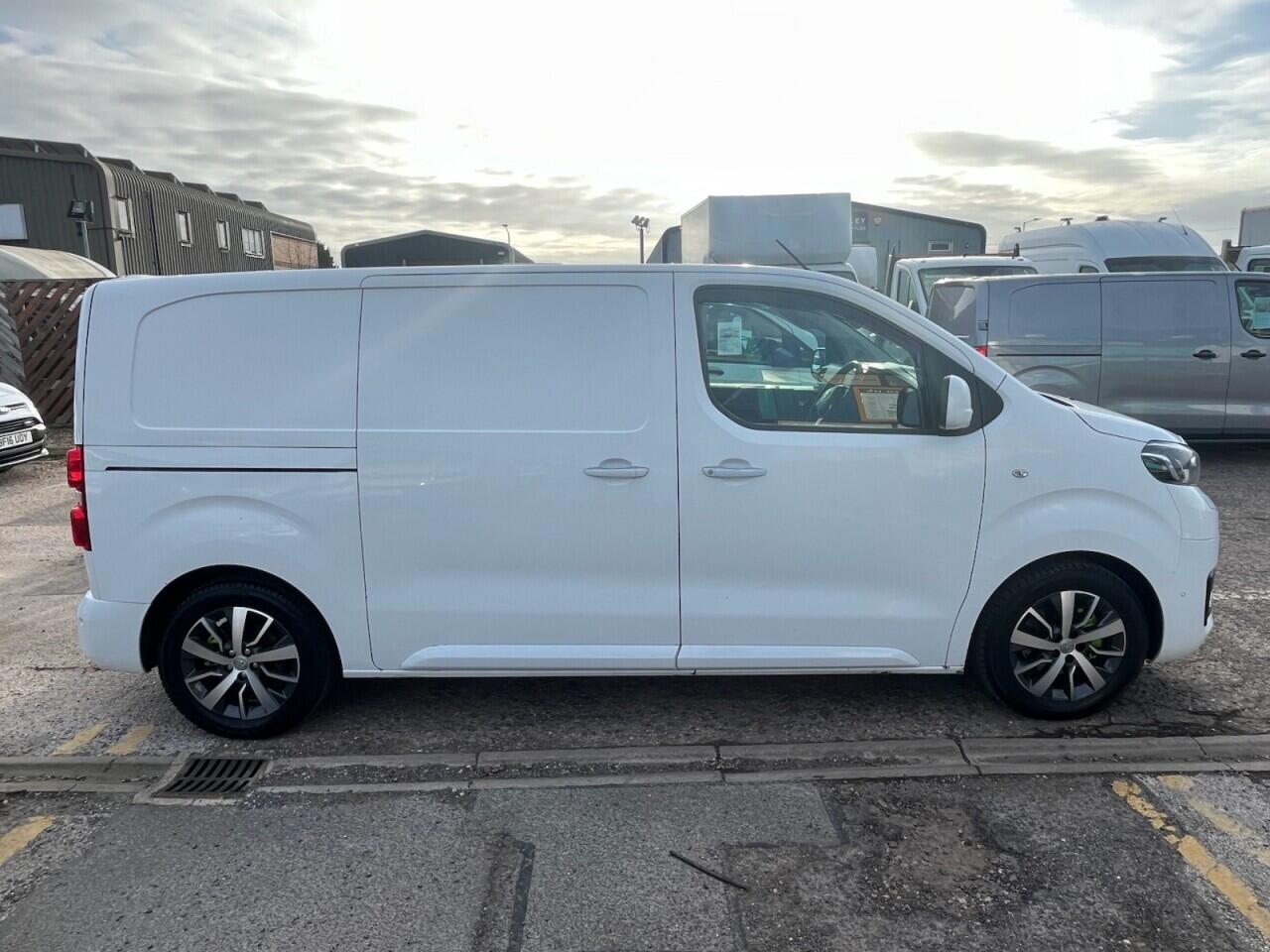 Used Toyota ProAce for sale - 77753681: Photo 11