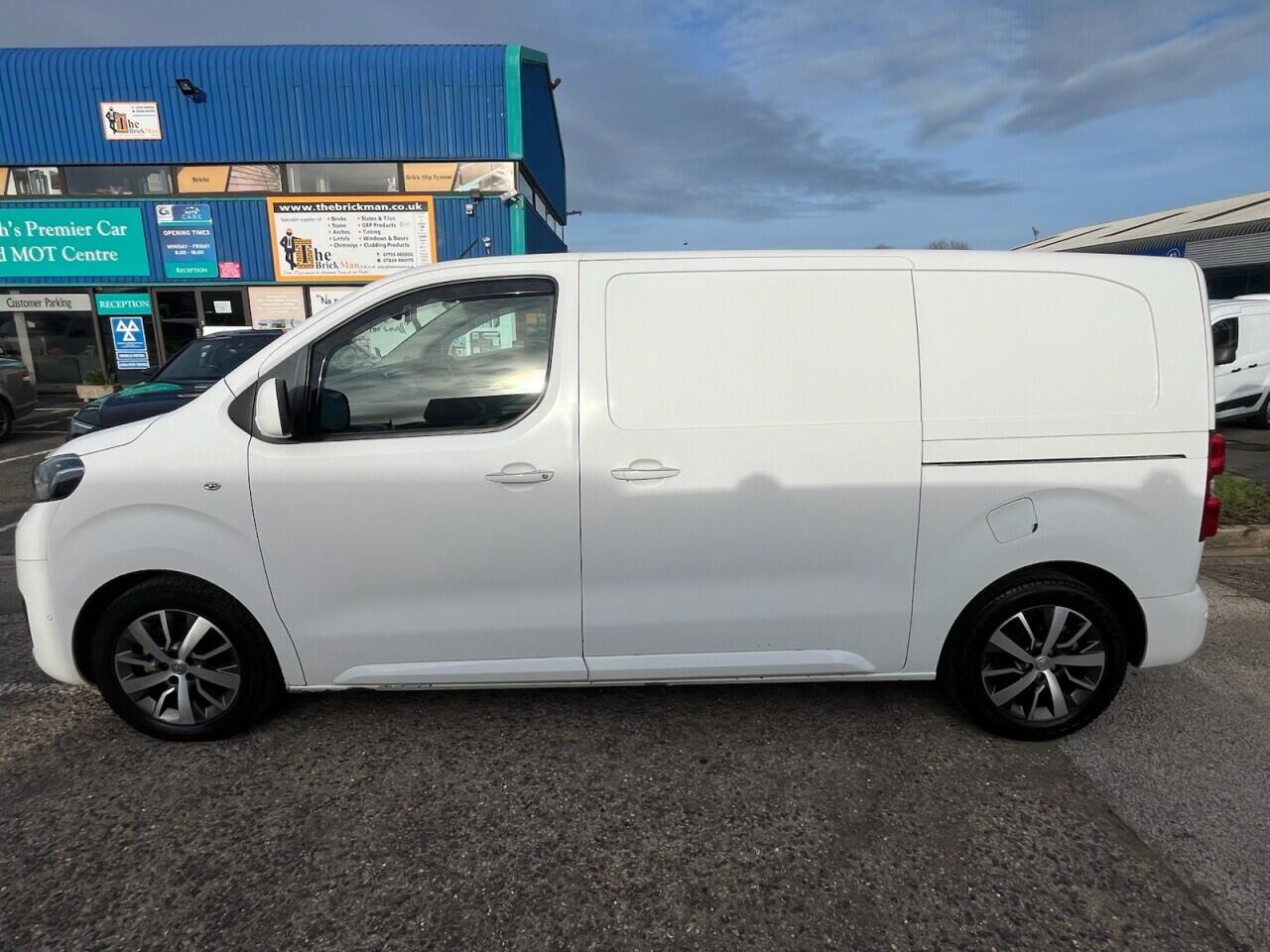 Used Toyota ProAce for sale - 77753681: Photo 6