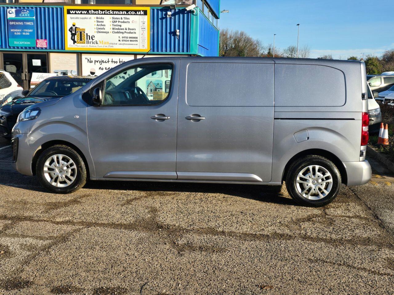 Used Vauxhall Vivaro 2022 for sale - 76715069: Photo 10