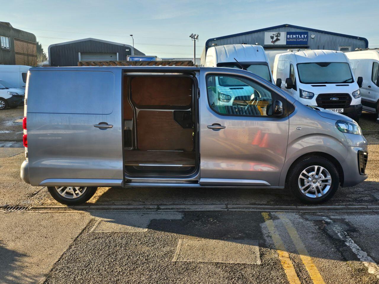 Used Vauxhall Vivaro 2022 for sale - 76715069: Photo 5