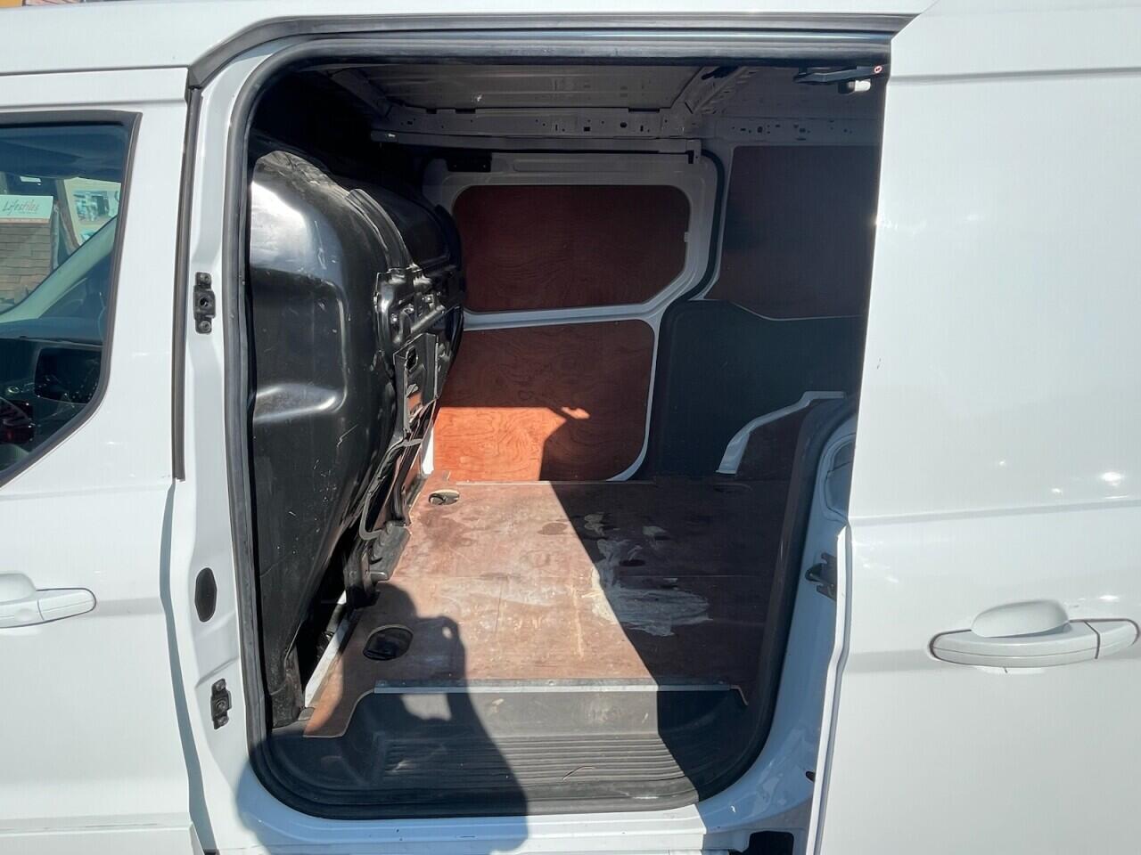 Used Ford Transit Connect 2019 for sale - 77957617: Photo 6