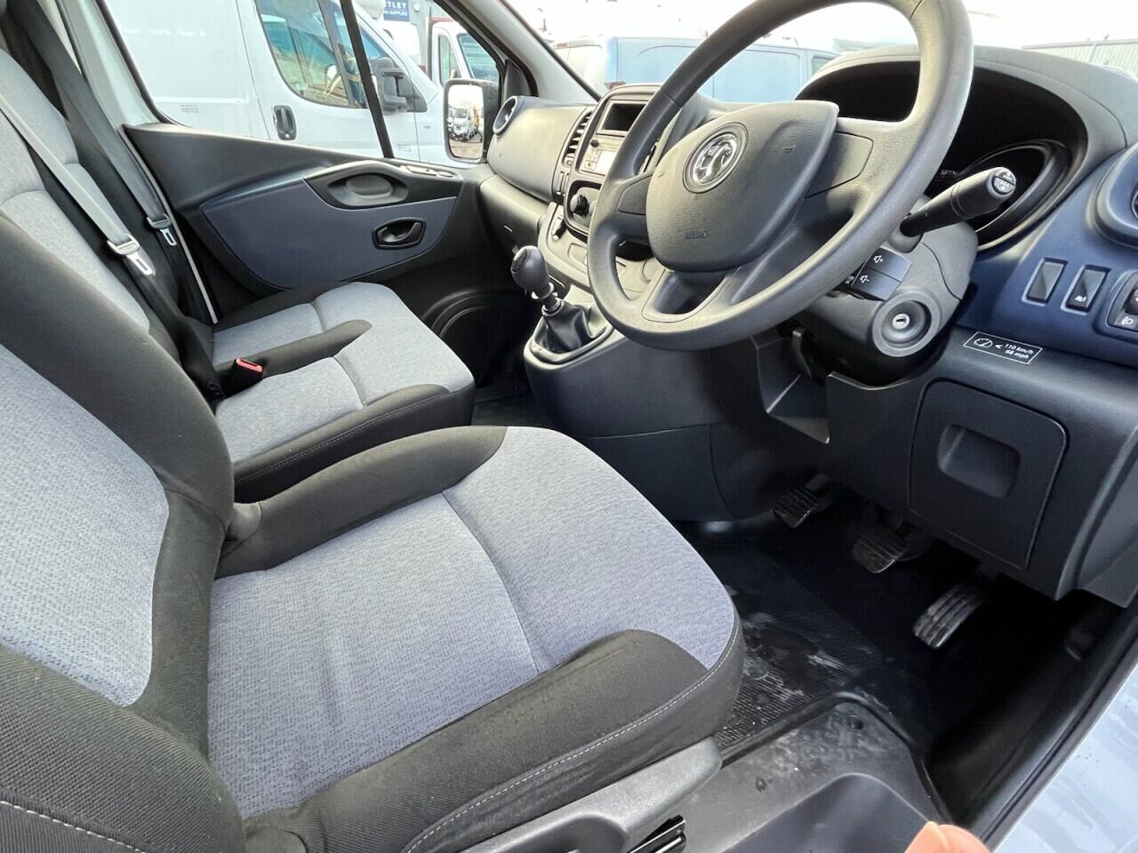 Used Vauxhall Vivaro 2018 for sale - 77386890: Photo 12