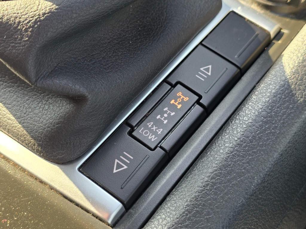 Used Volkswagen Amarok 2019 for sale - 76702288: Photo 39