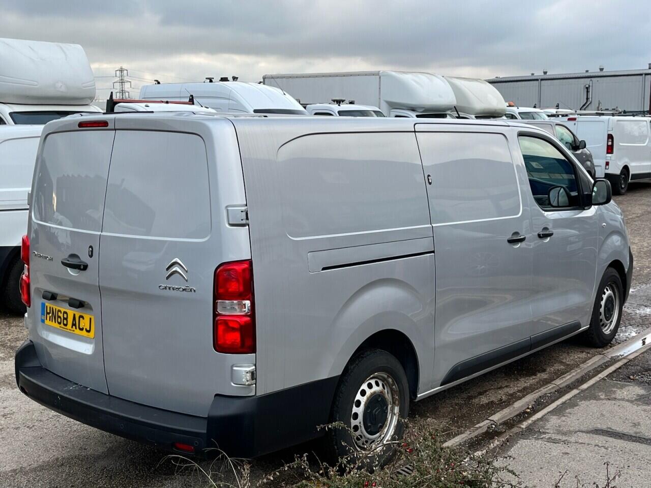 Used Citroen Dispatch 2018 for sale - 77574142: Photo 10