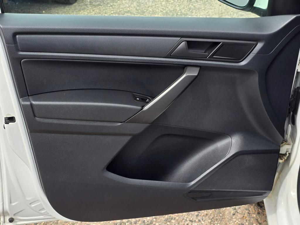 Used Volkswagen Caddy Maxi 2019 for sale - 76702294: Photo 16