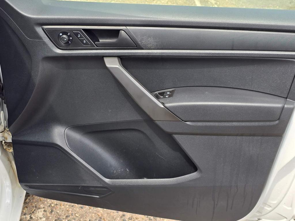 Used Volkswagen Caddy Maxi 2019 for sale - 76702294: Photo 19