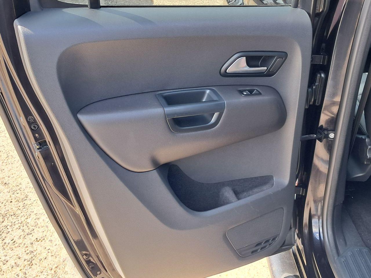 Used Volkswagen Amarok 2017 for sale - 76702389: Photo 20