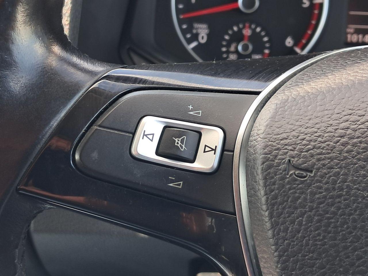 Used Volkswagen Amarok 2017 for sale - 76702389: Photo 31