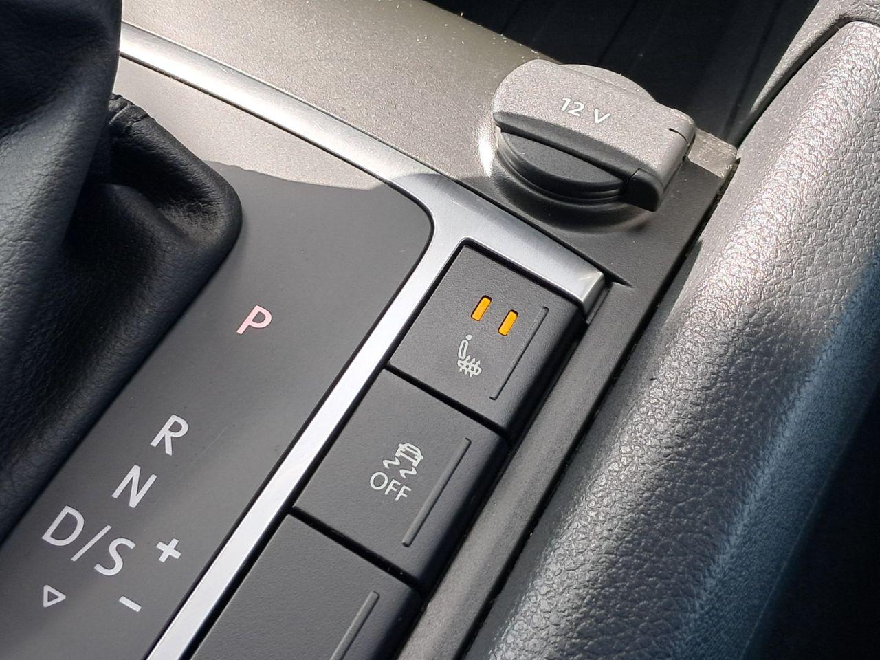 Used Volkswagen Amarok 2017 for sale - 76702389: Photo 38