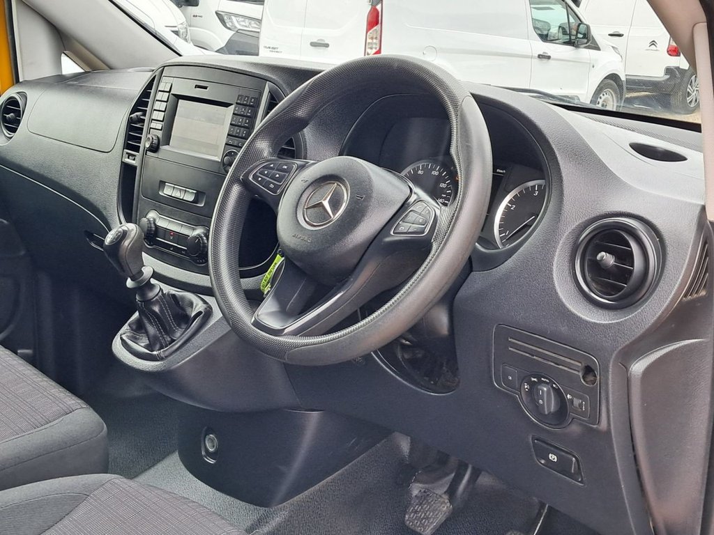 Used Mercedes-Benz Vito 2017 for sale - 76558783: Photo 16